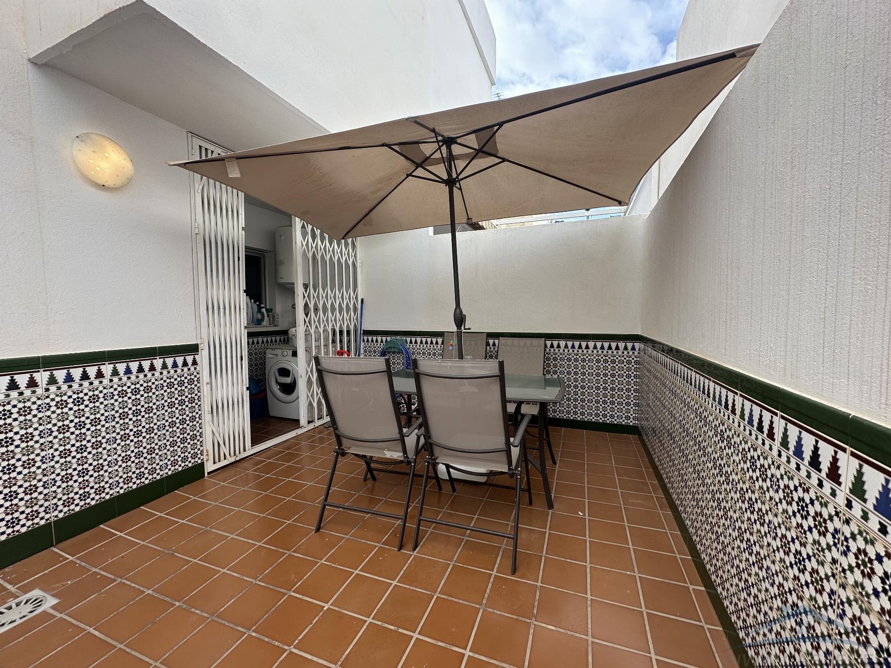 For sale of duplex in Aguadulce