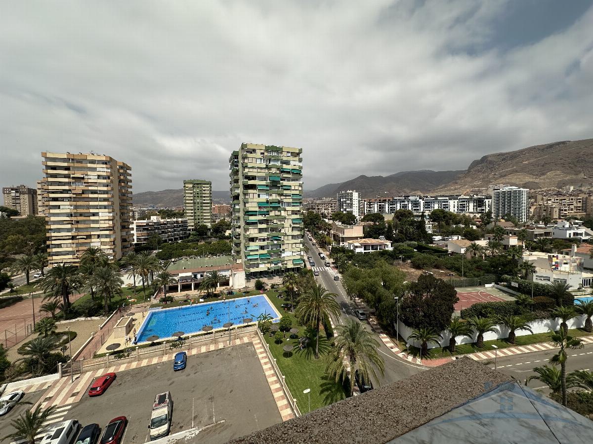 For rent of flat in Aguadulce