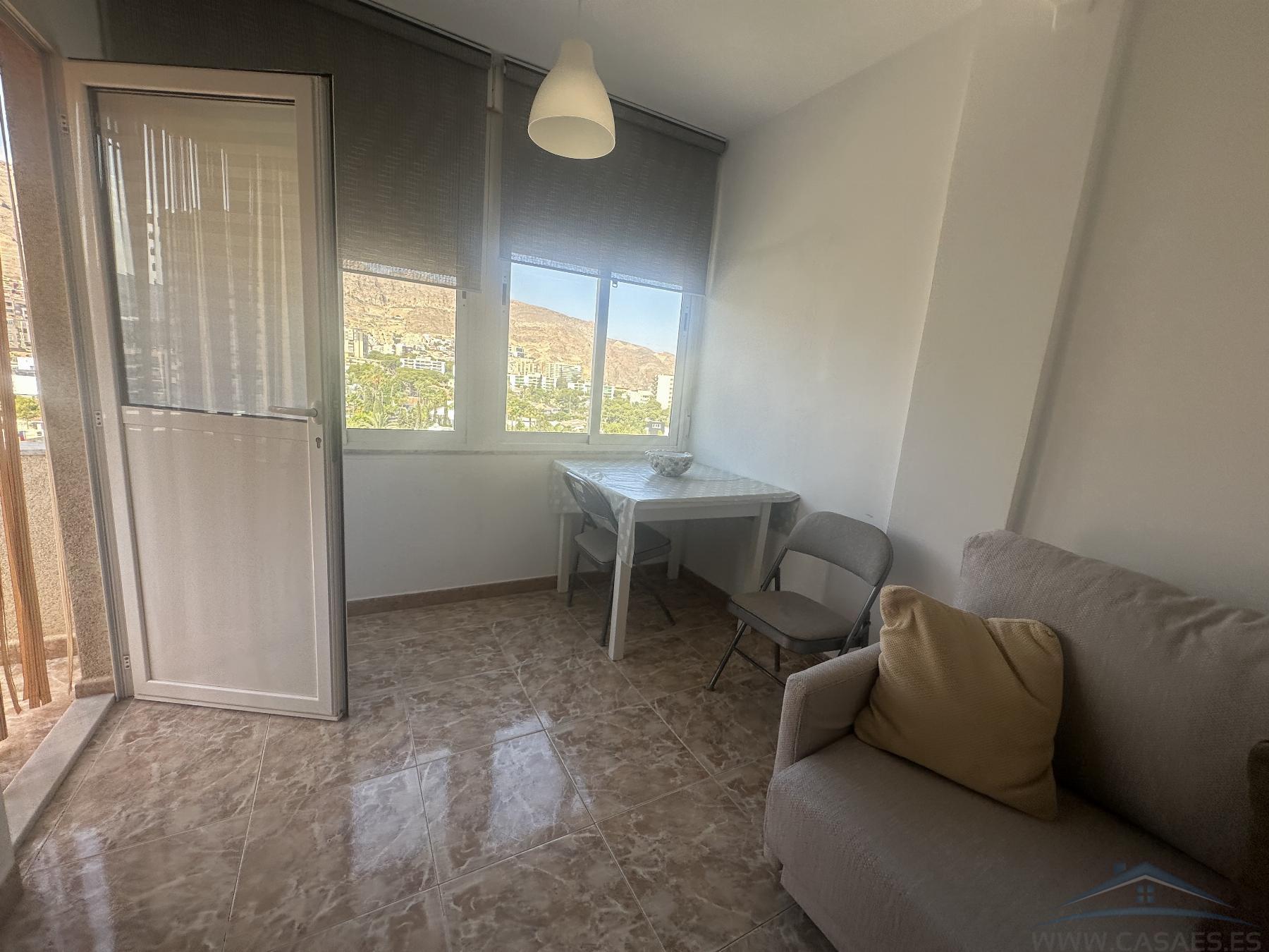 For rent of flat in Aguadulce