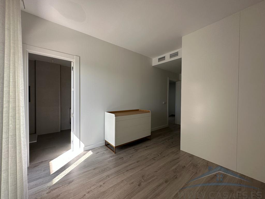 For rent of chalet in Almería