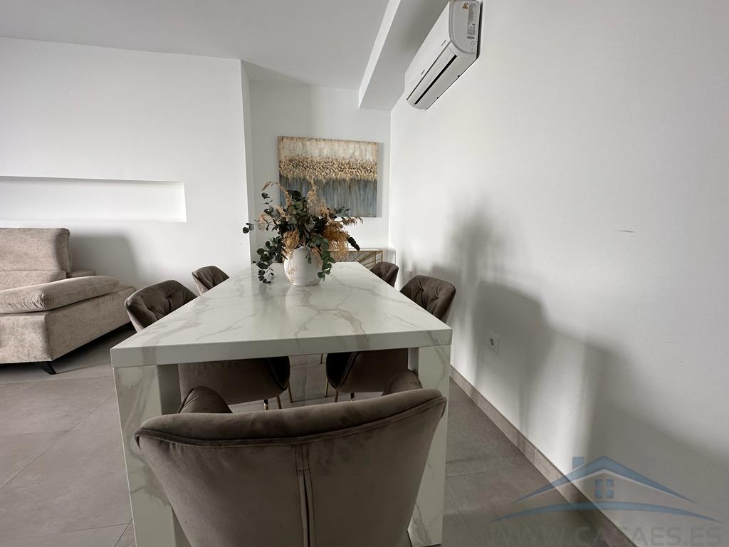 For rent of chalet in Almería