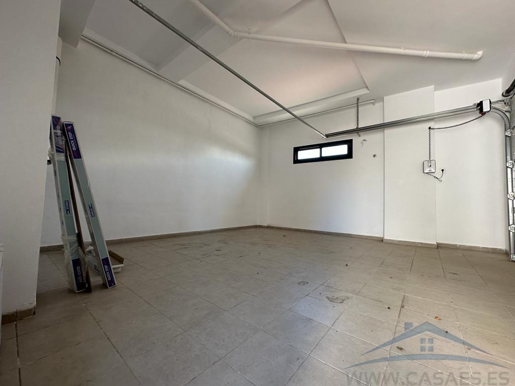 For rent of chalet in Almería
