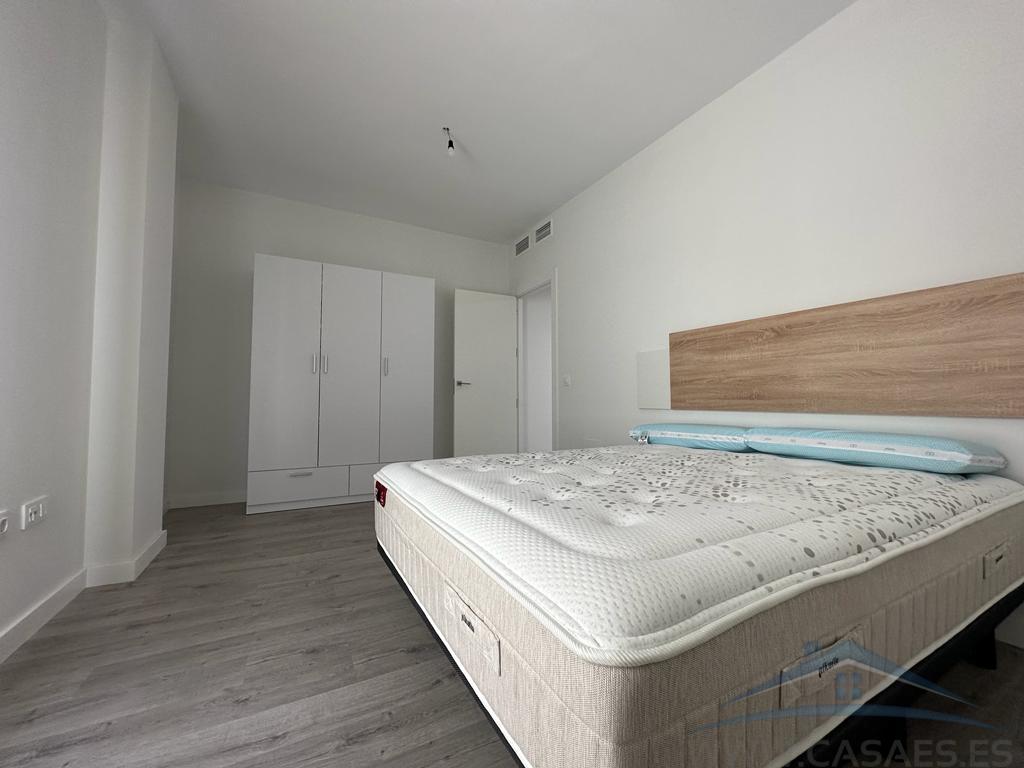 For rent of chalet in Almería
