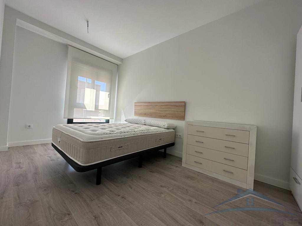 For rent of chalet in Almería