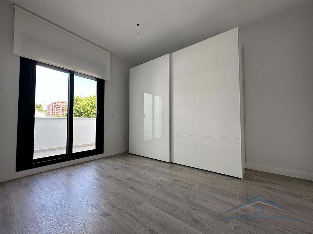 For rent of chalet in Almería