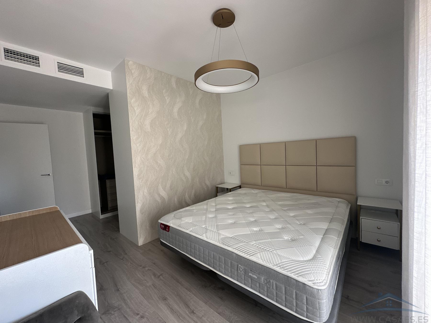 For rent of chalet in Almería