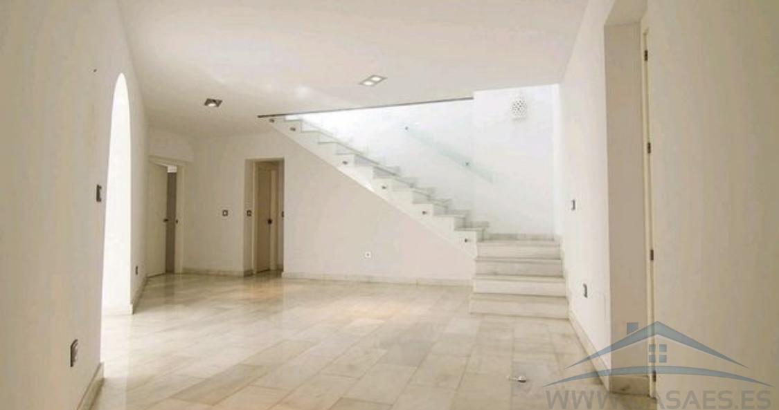 For rent of chalet in Aguadulce
