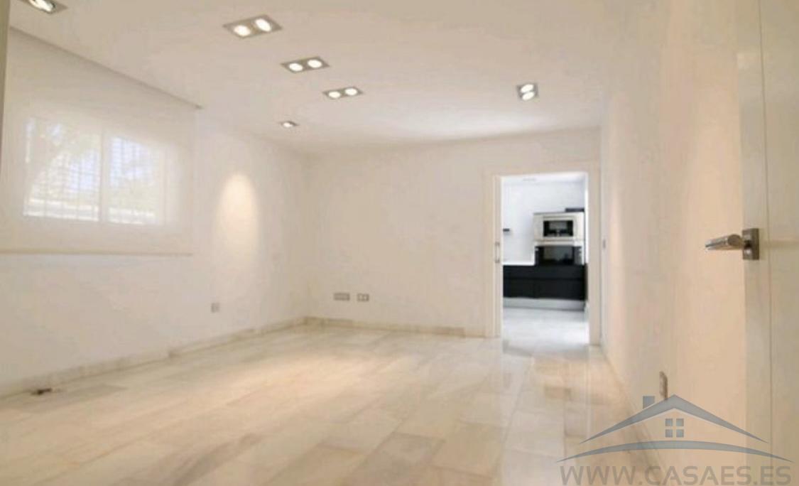 For rent of chalet in Aguadulce