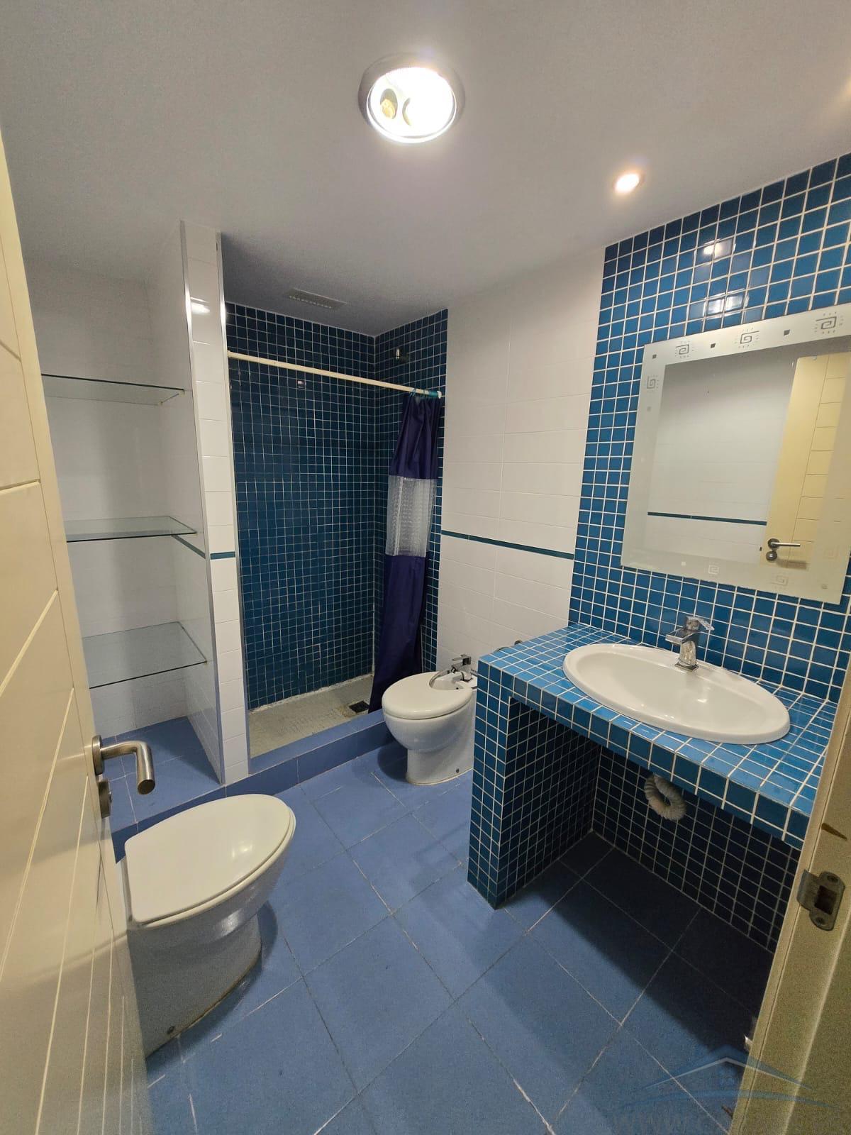 For sale of duplex in Roquetas de Mar