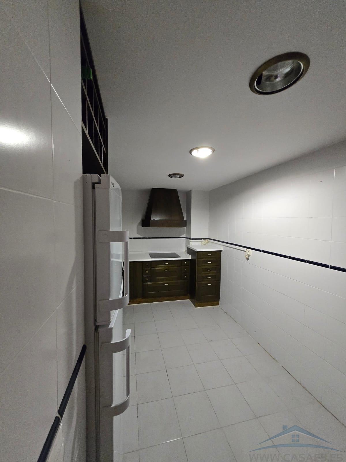 For sale of duplex in Roquetas de Mar