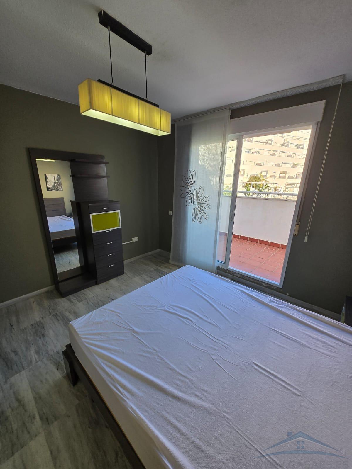 For sale of duplex in Roquetas de Mar