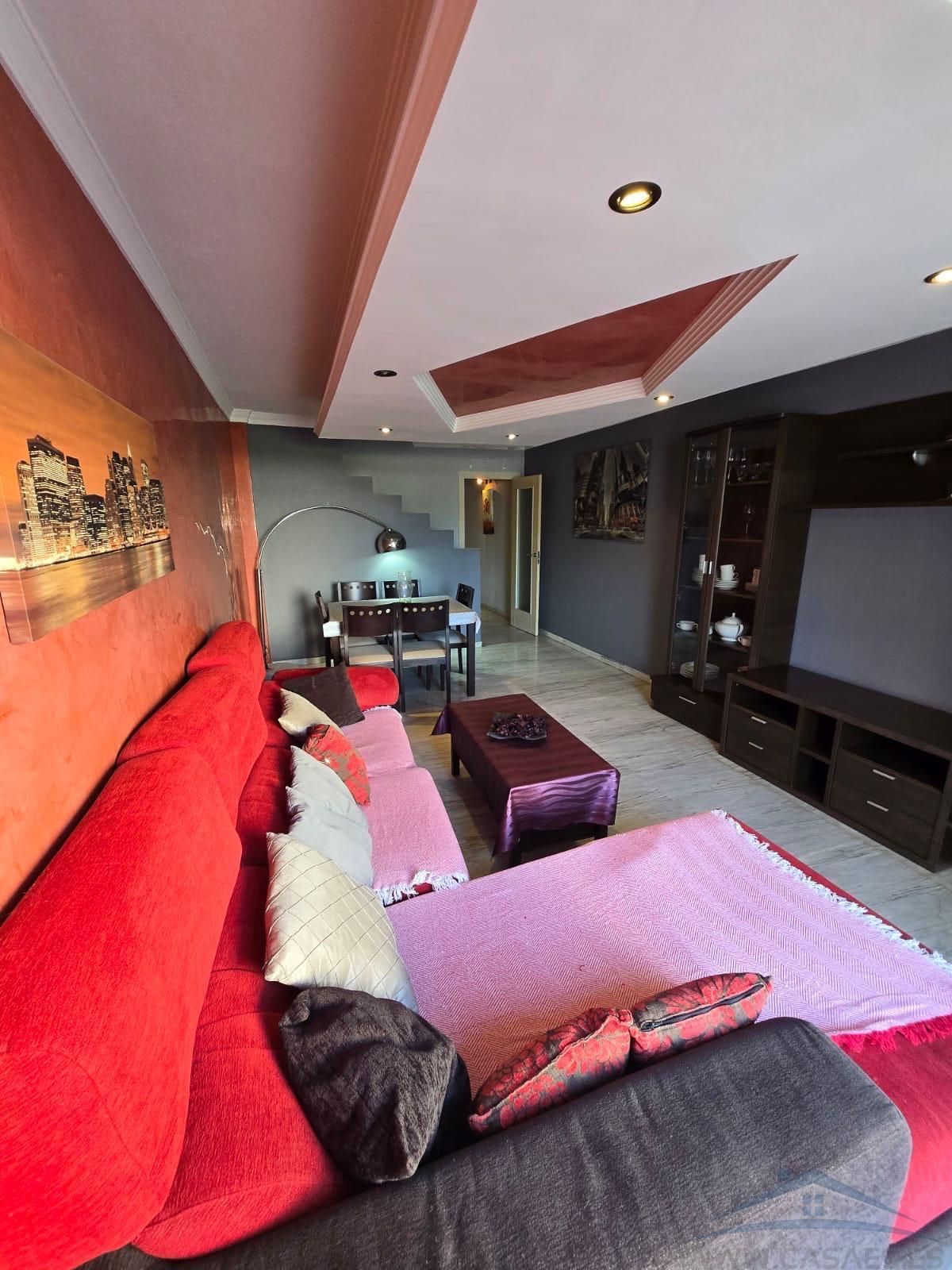 For sale of duplex in Roquetas de Mar