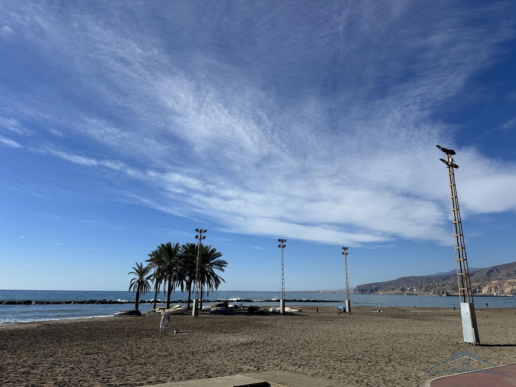 For sale of penthouse in Almería