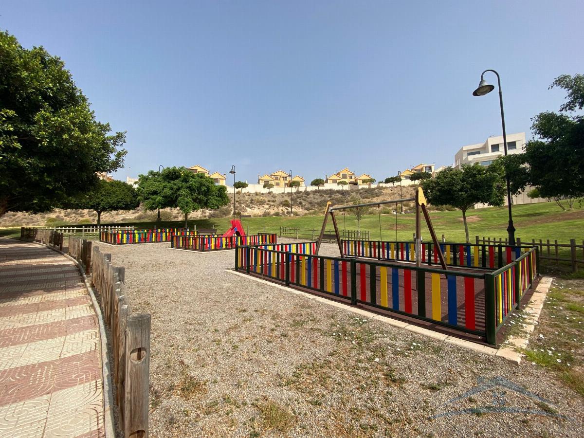 For sale of flat in Aguadulce