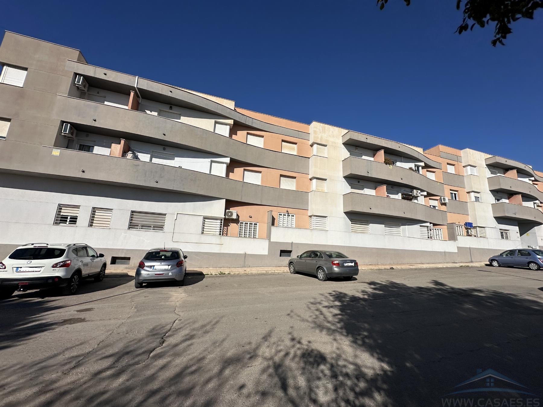 For sale of flat in Vícar