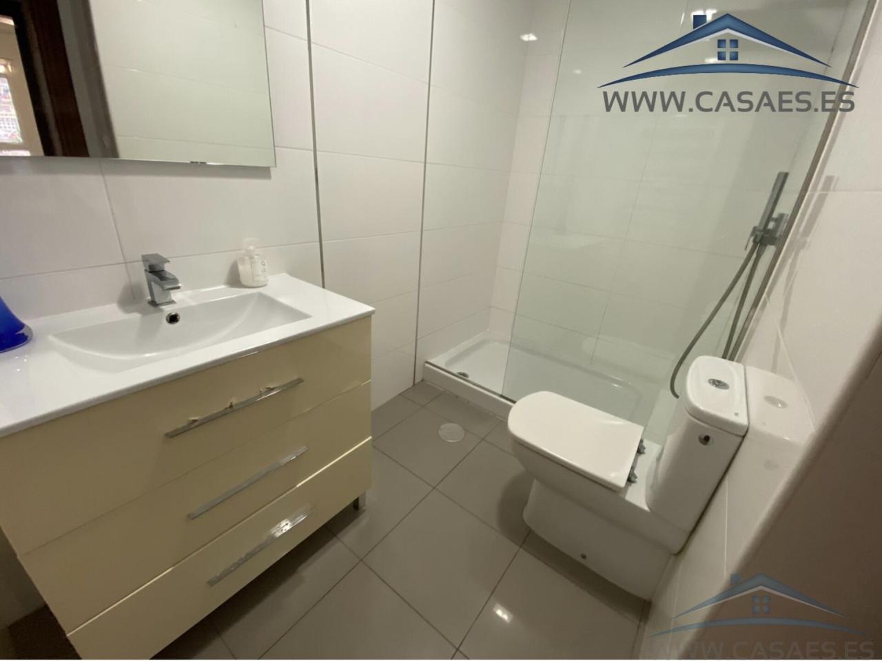 For rent of flat in Roquetas de Mar