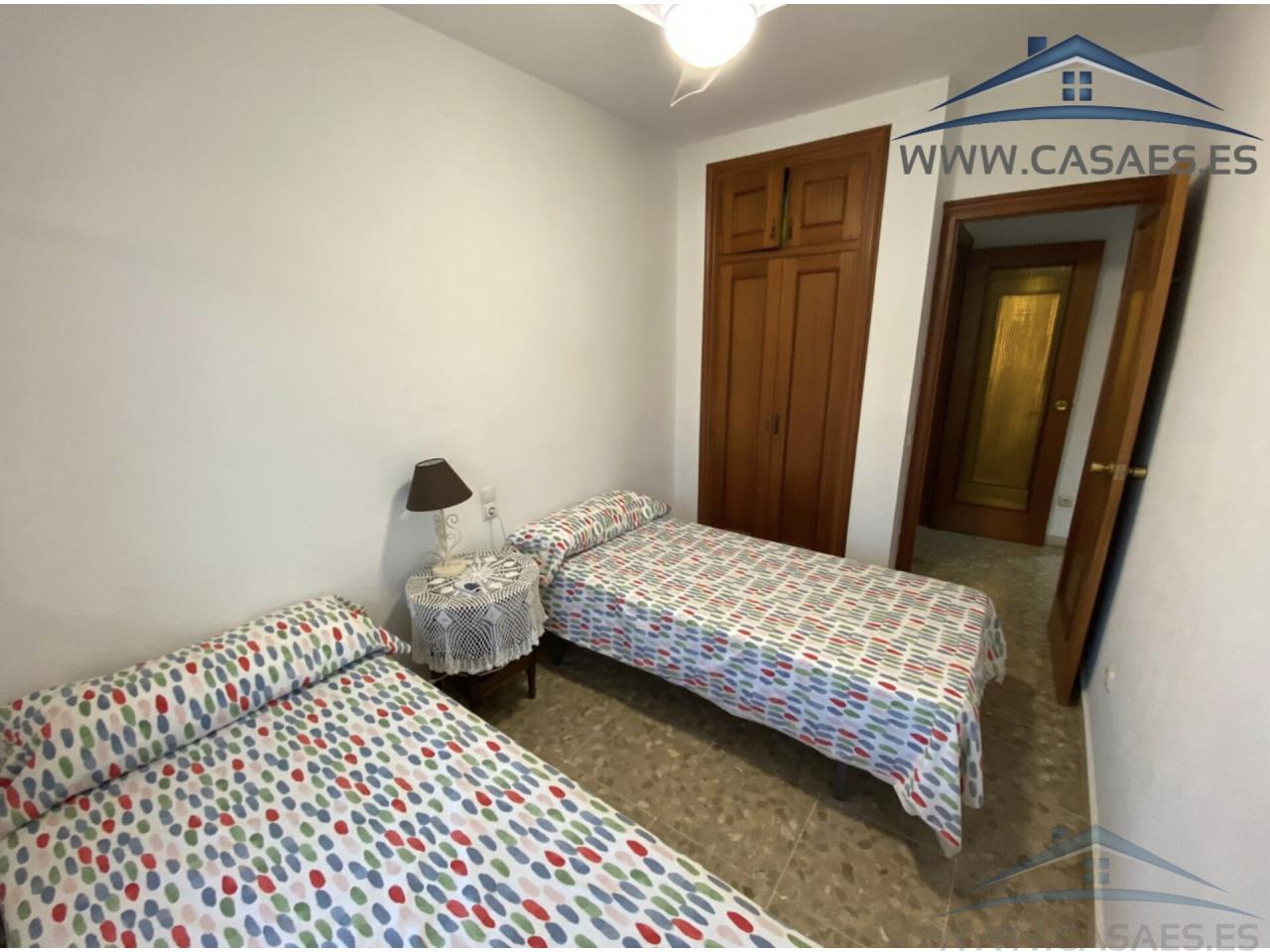 For rent of flat in Roquetas de Mar