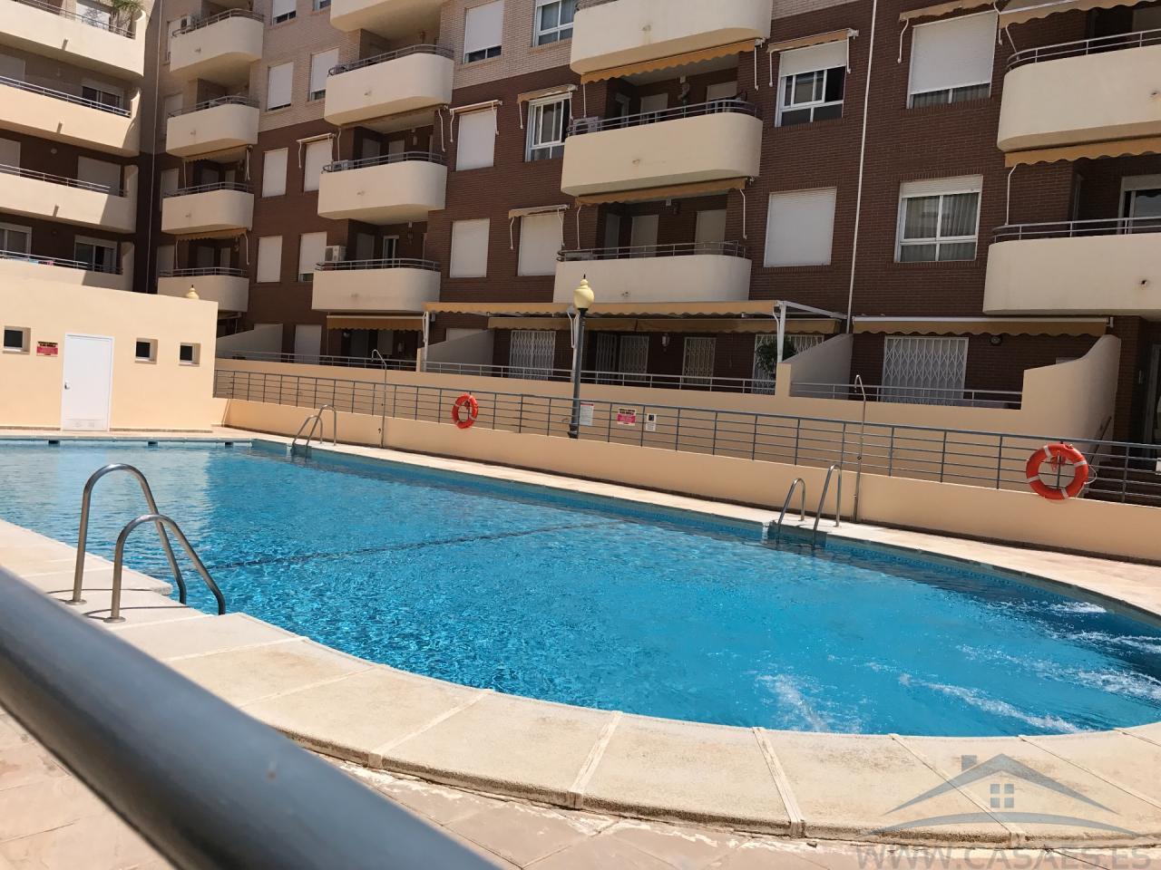 For rent of flat in Roquetas de Mar