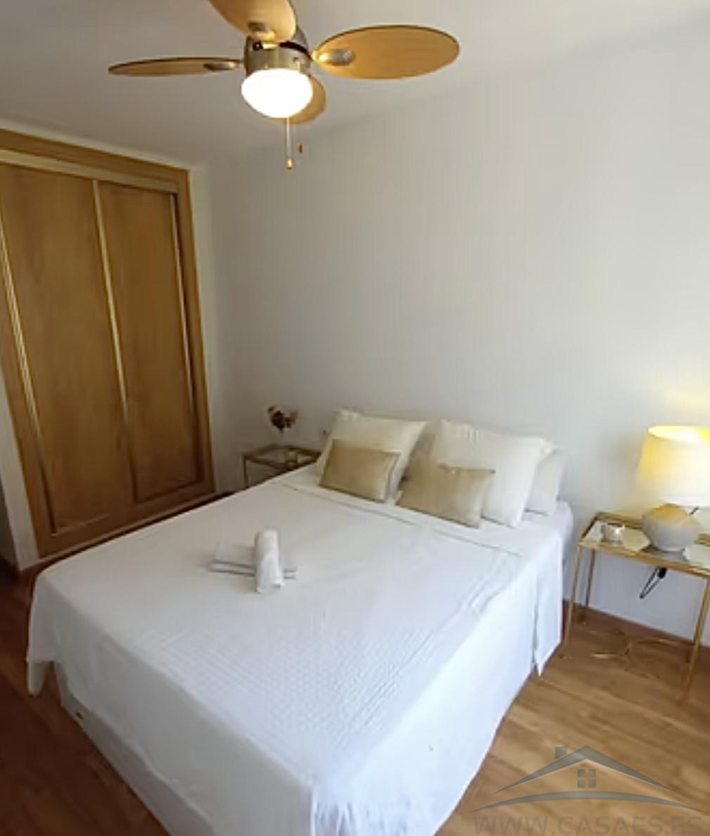 For rent of flat in Roquetas de Mar