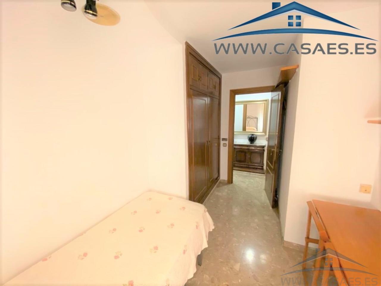 For rent of flat in Almería