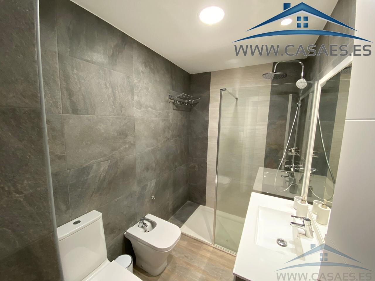 For rent of flat in Almería