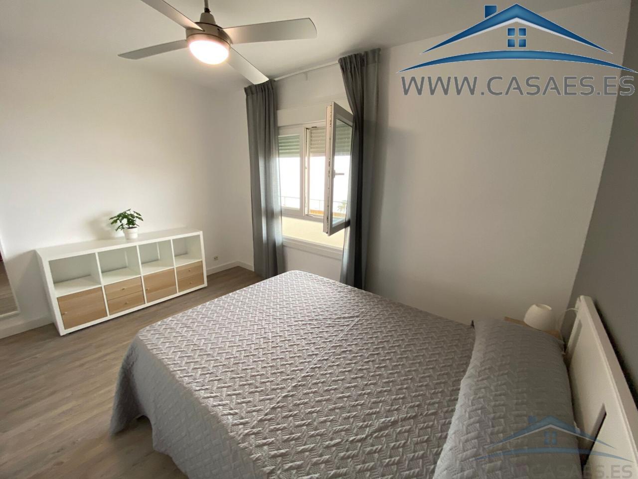 For rent of flat in Almería