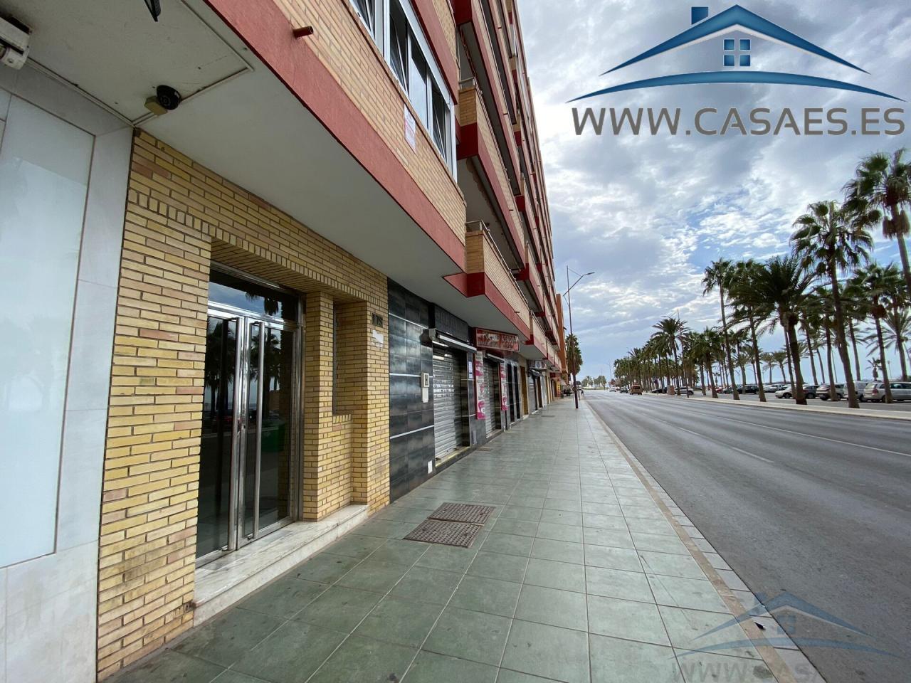 For rent of flat in Almería