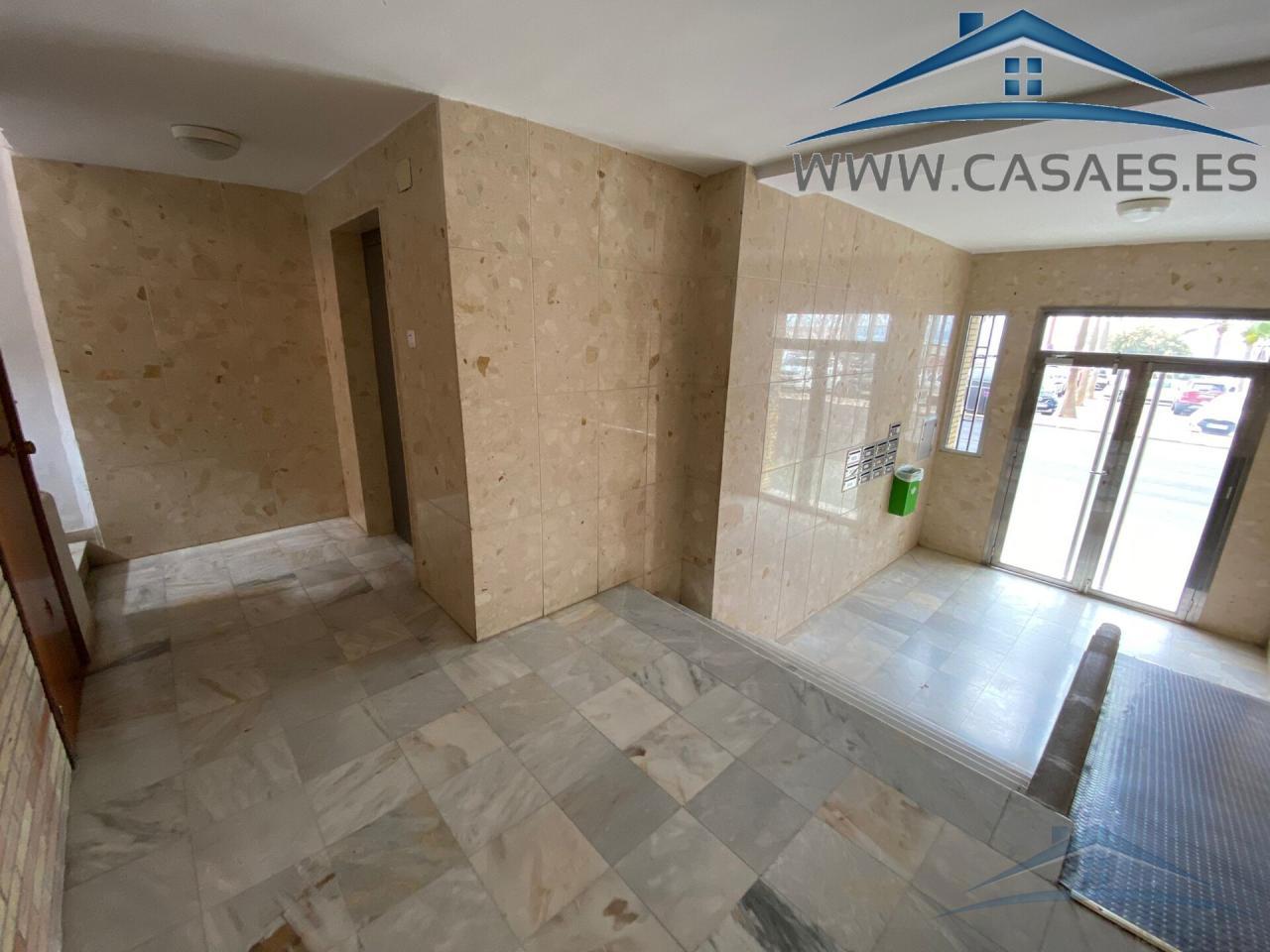For rent of flat in Almería