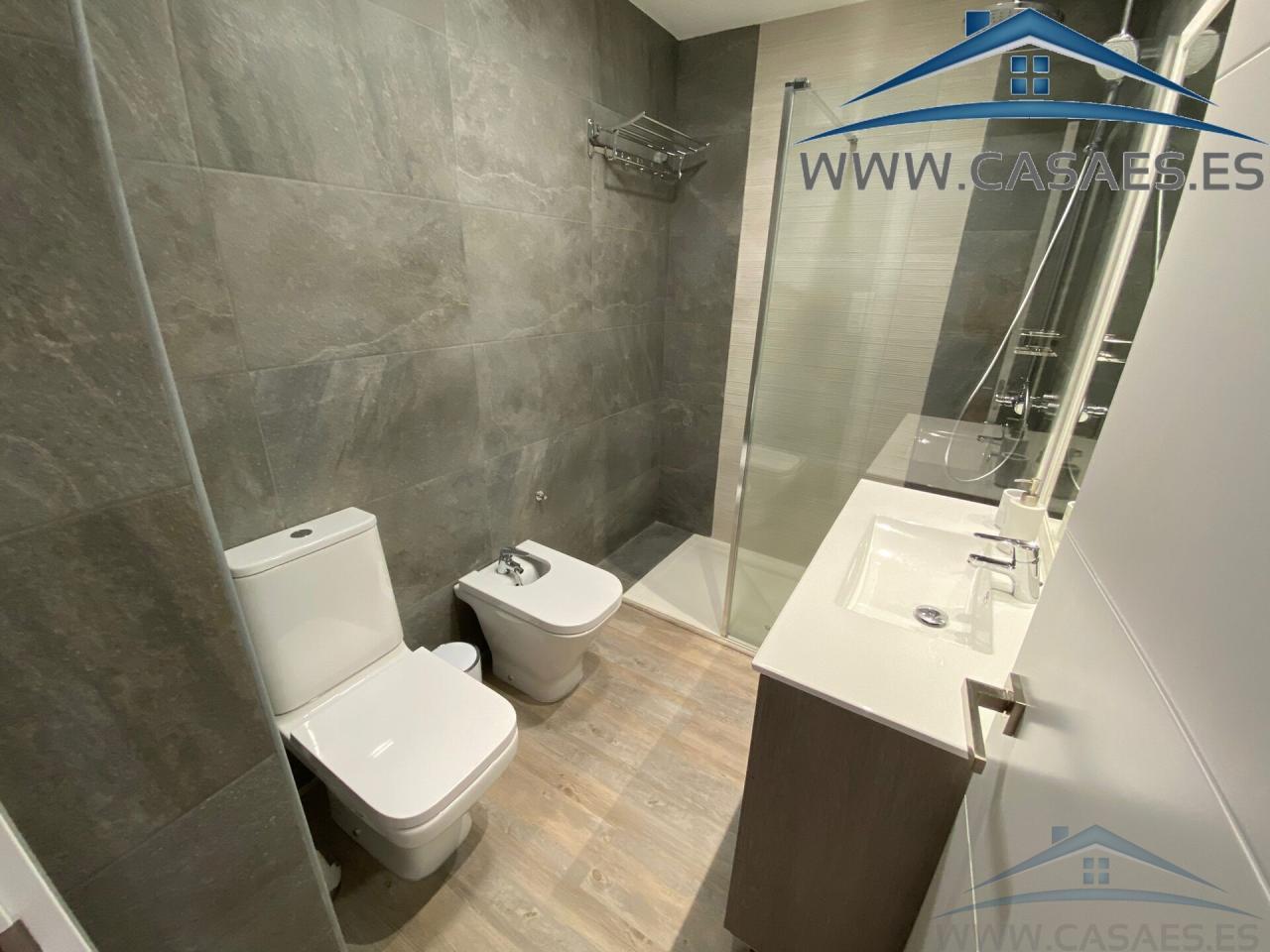 For rent of flat in Almería