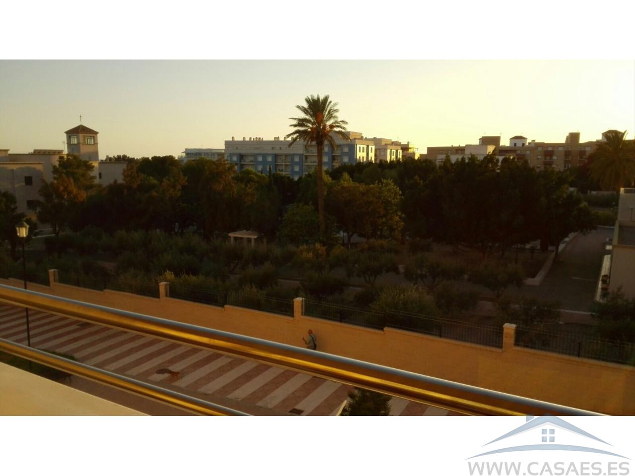 For rent of flat in Roquetas de Mar
