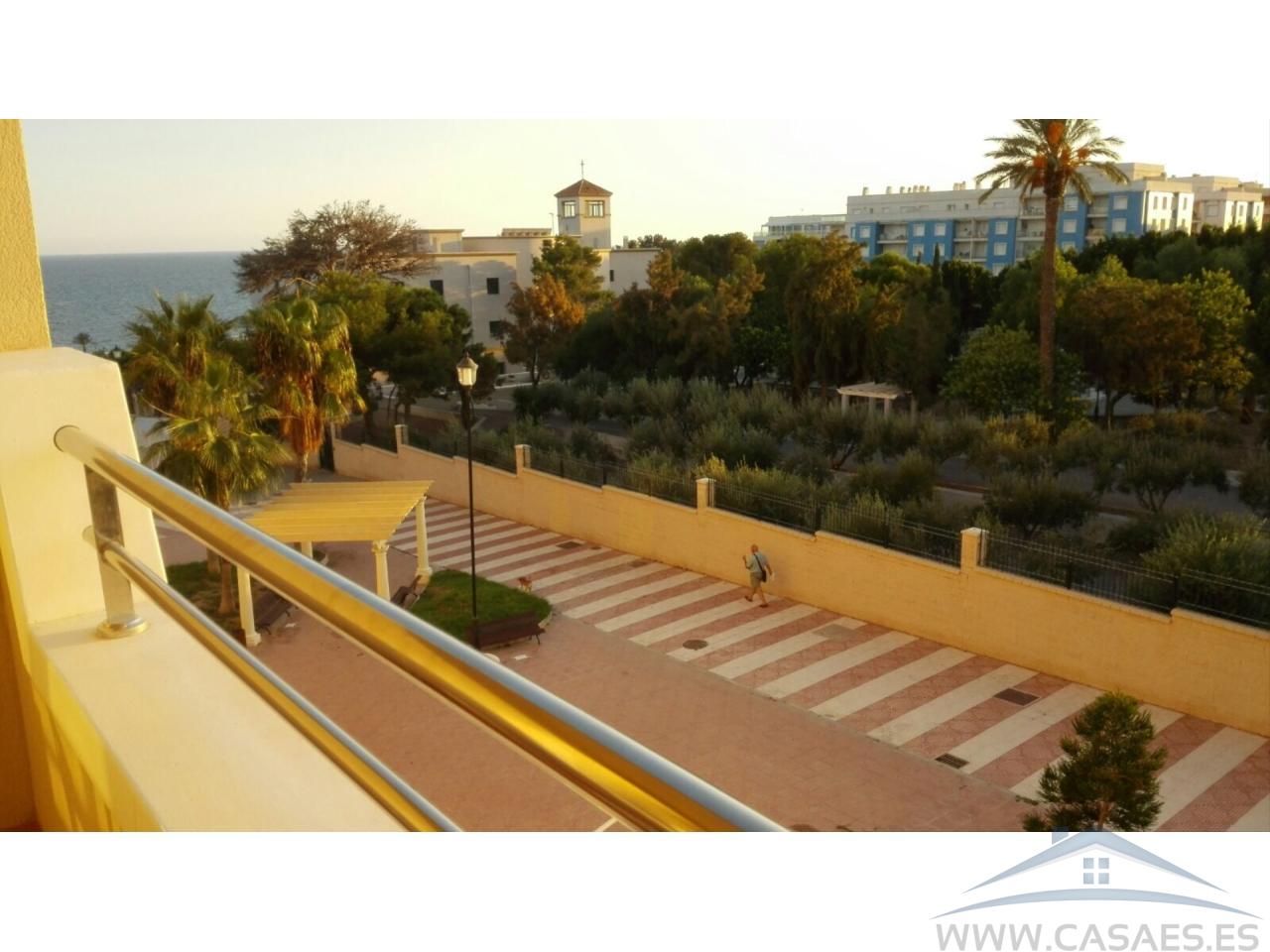For rent of flat in Roquetas de Mar