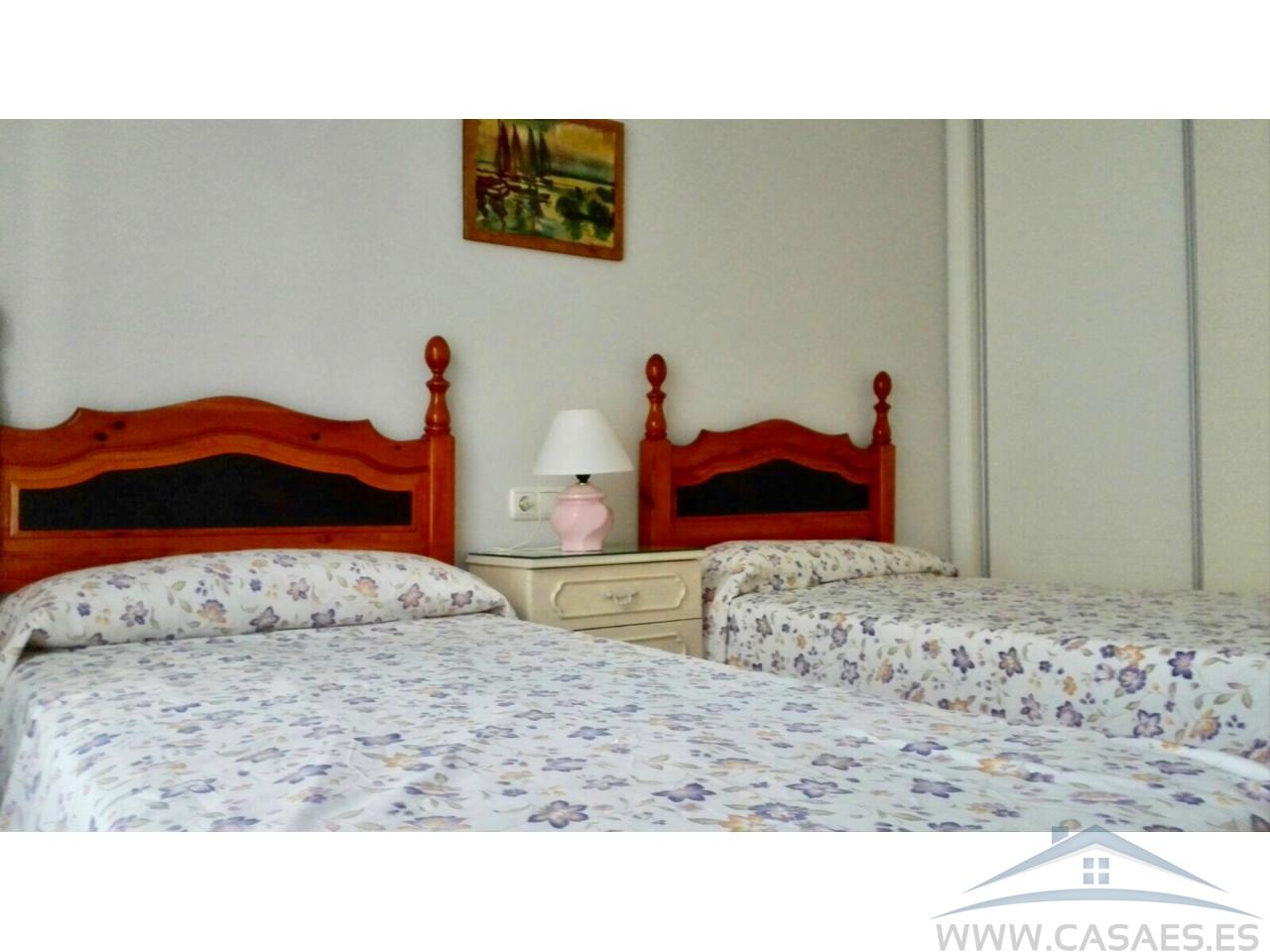 For rent of flat in Roquetas de Mar