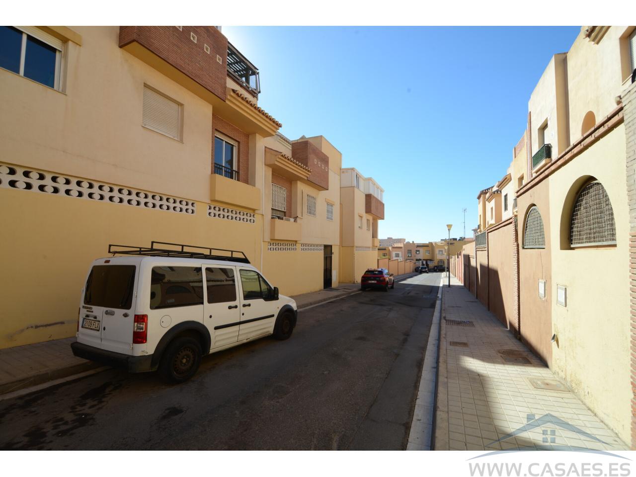 For sale of penthouse in Almería