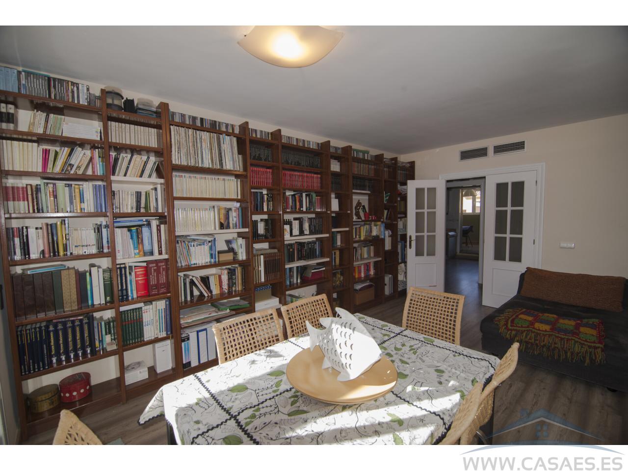 For sale of penthouse in Almería