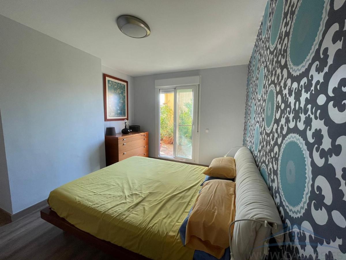 For sale of penthouse in Almería