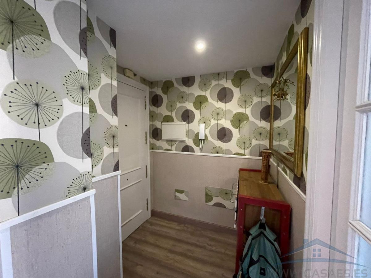 For sale of penthouse in Almería