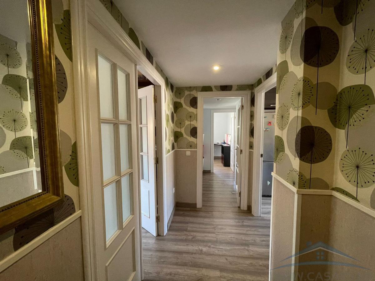 For sale of penthouse in Almería
