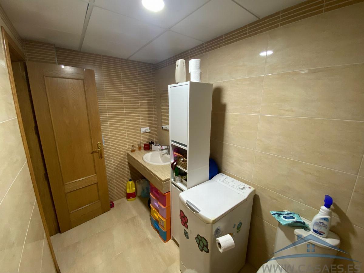 For sale of flat in Roquetas de Mar
