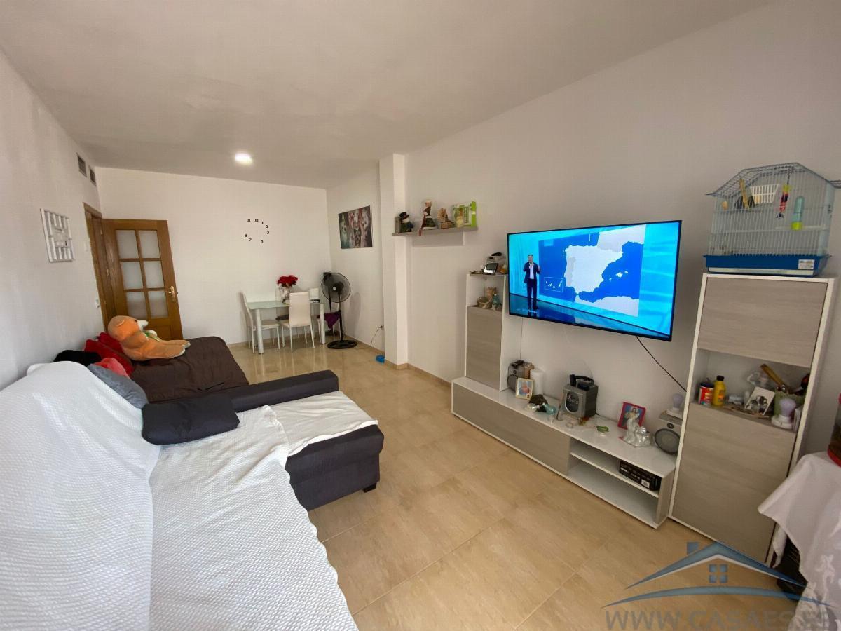 For sale of flat in Roquetas de Mar