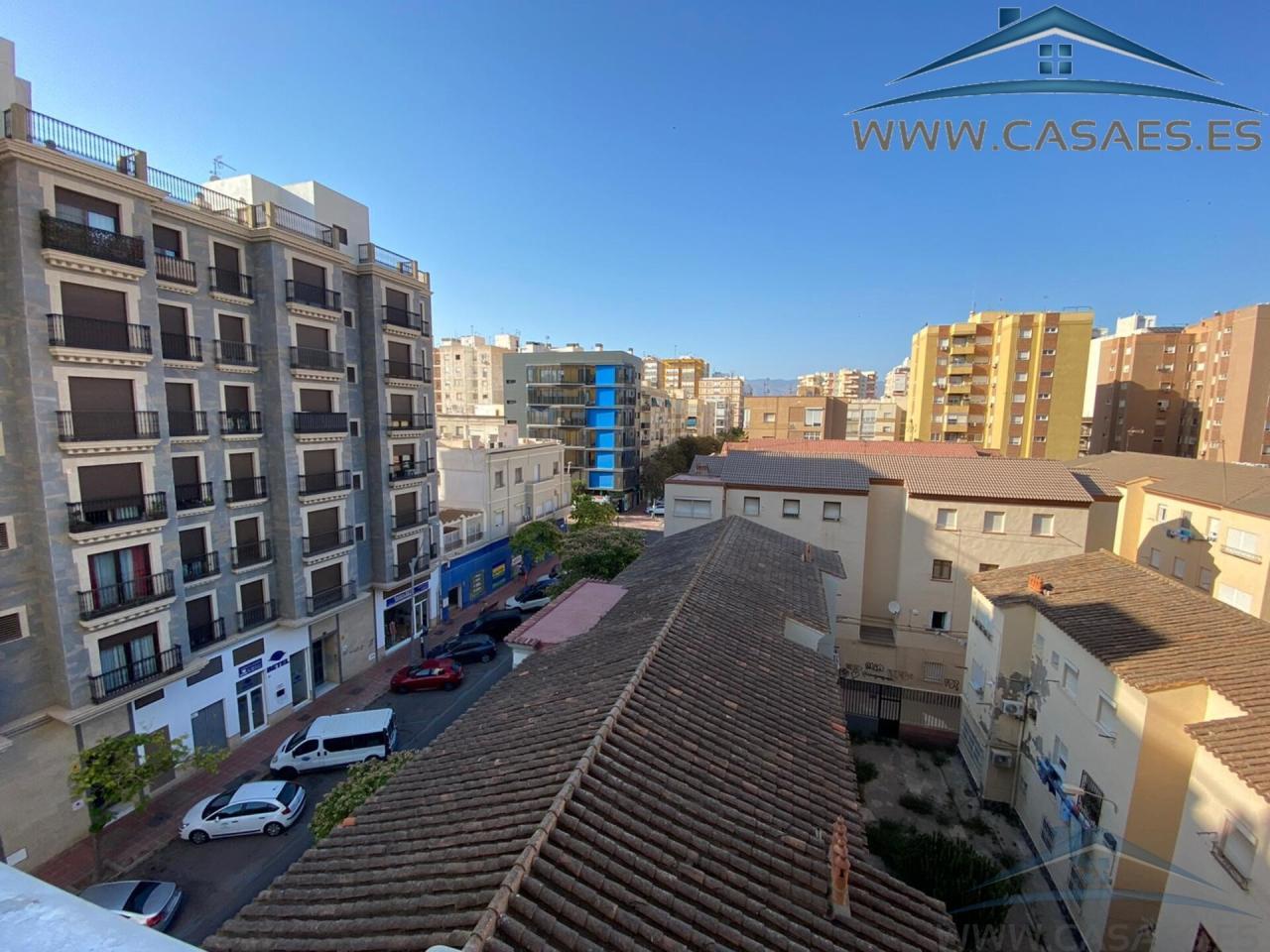 For rent of flat in Almería