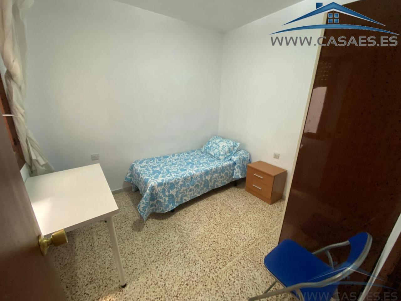 For rent of flat in Almería