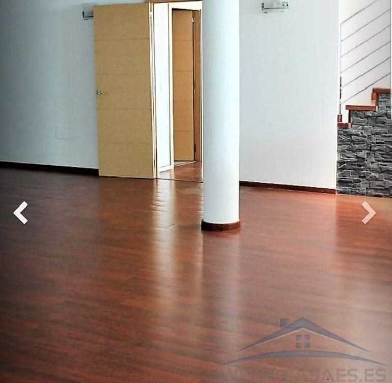 Venta de chalet en Vícar