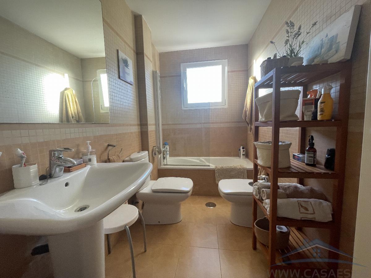 For rent of flat in Roquetas de Mar