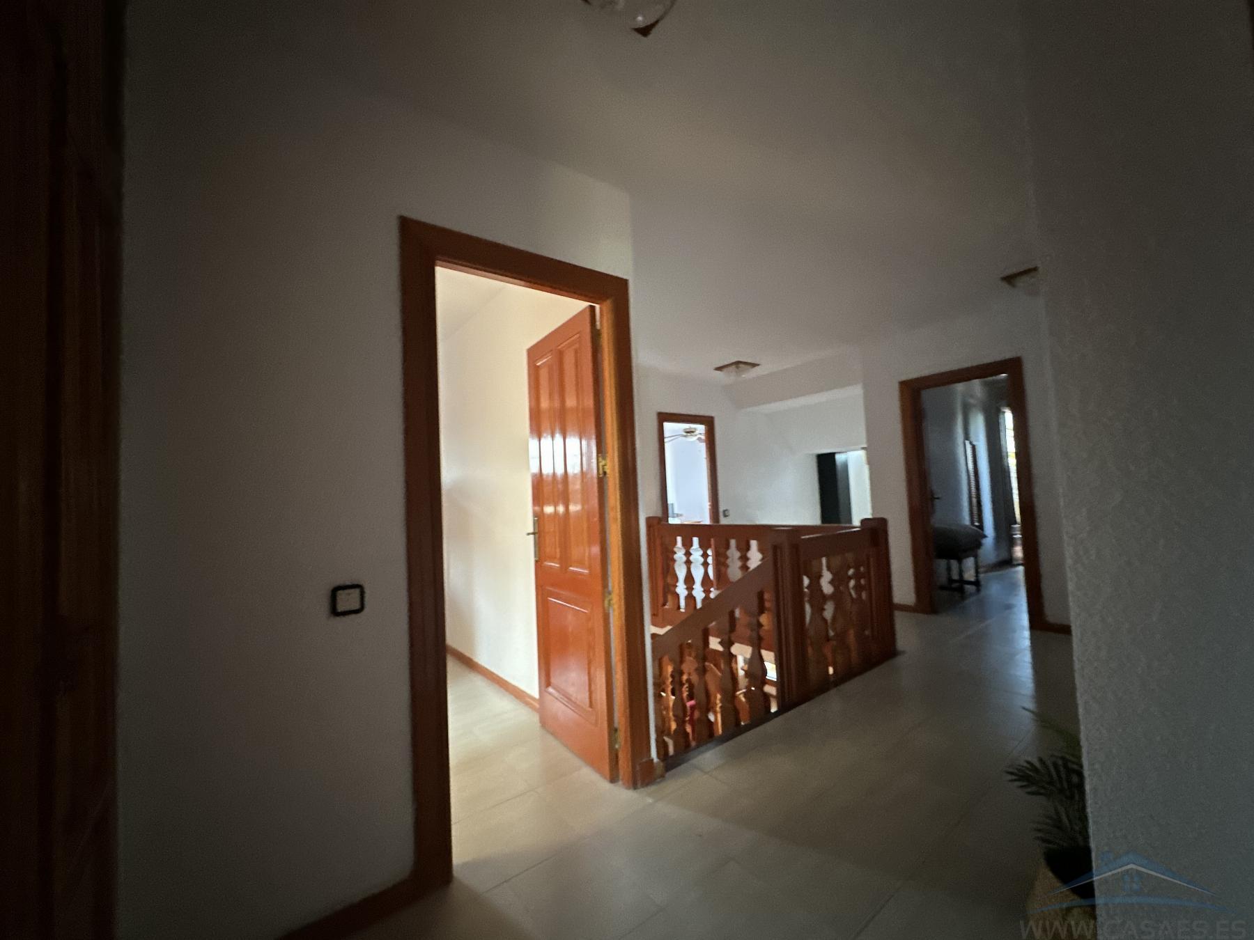 For rent of chalet in Roquetas de Mar
