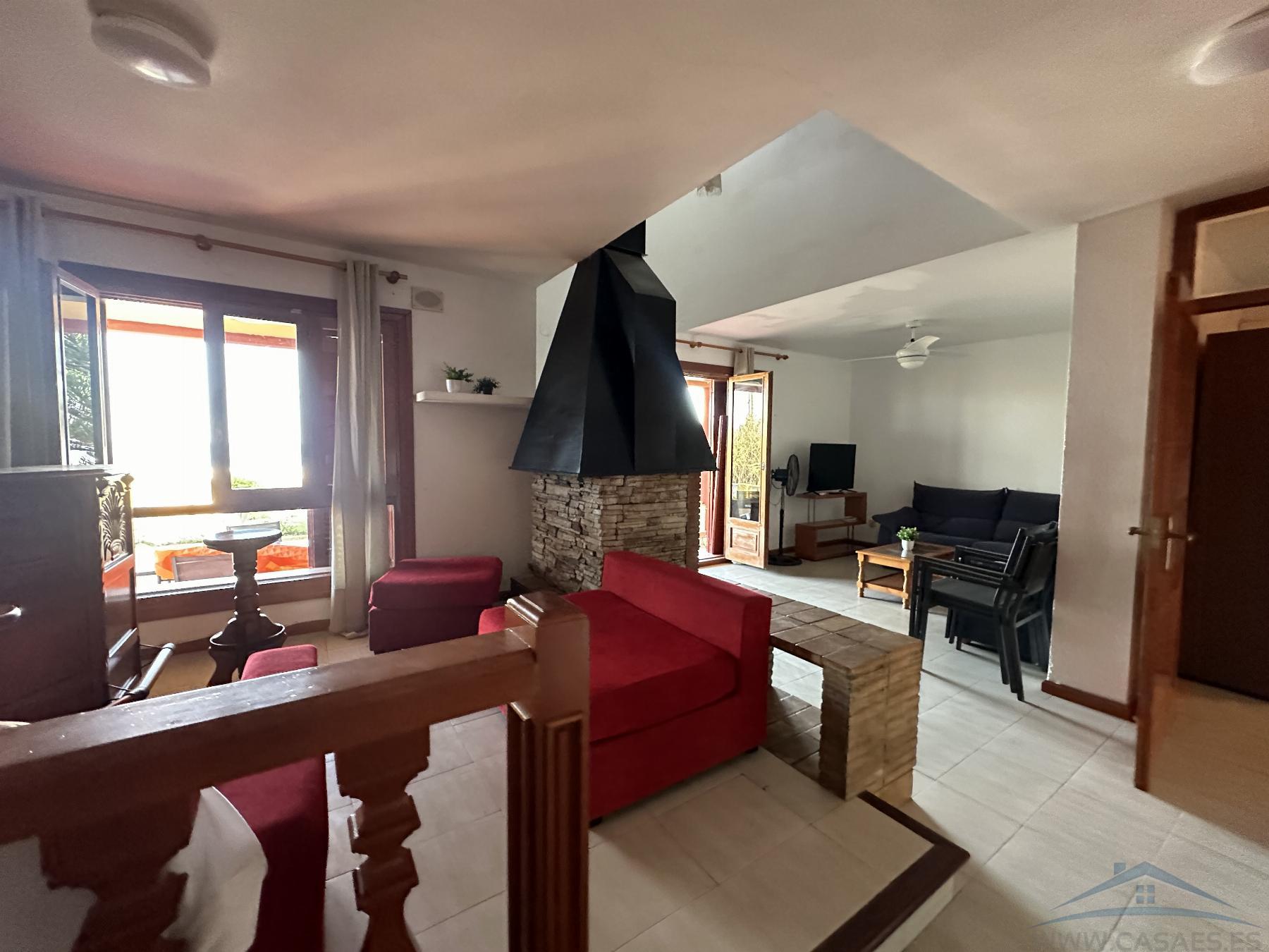 For rent of chalet in Roquetas de Mar