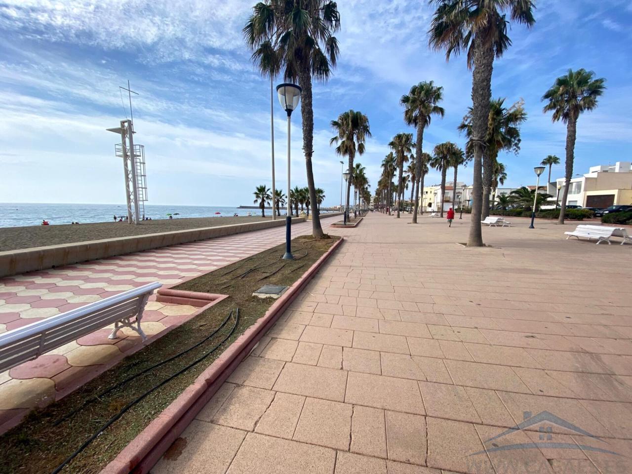 Venta de piso en Roquetas de Mar