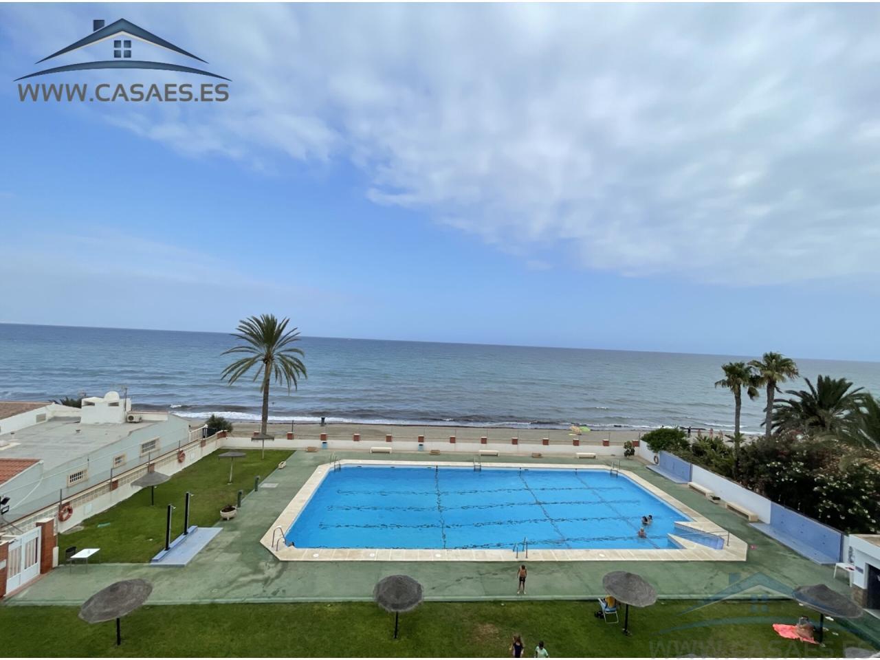 For rent of flat in Roquetas de Mar