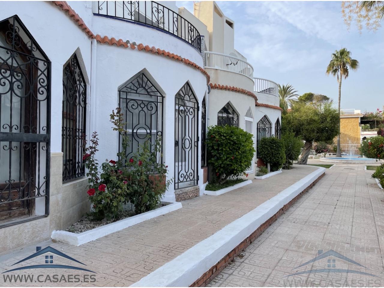 For rent of flat in Roquetas de Mar