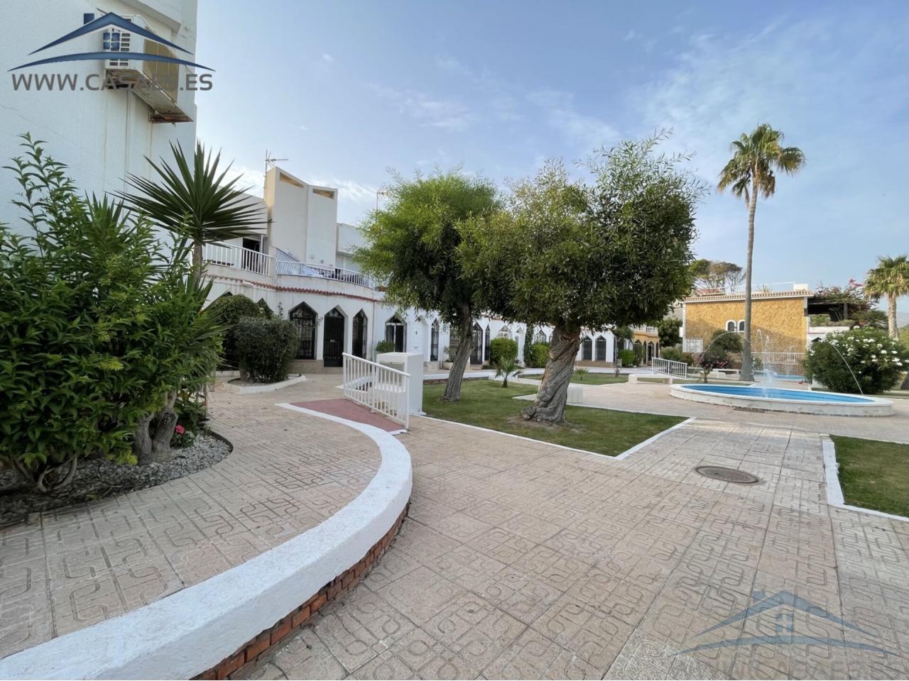 For rent of flat in Roquetas de Mar