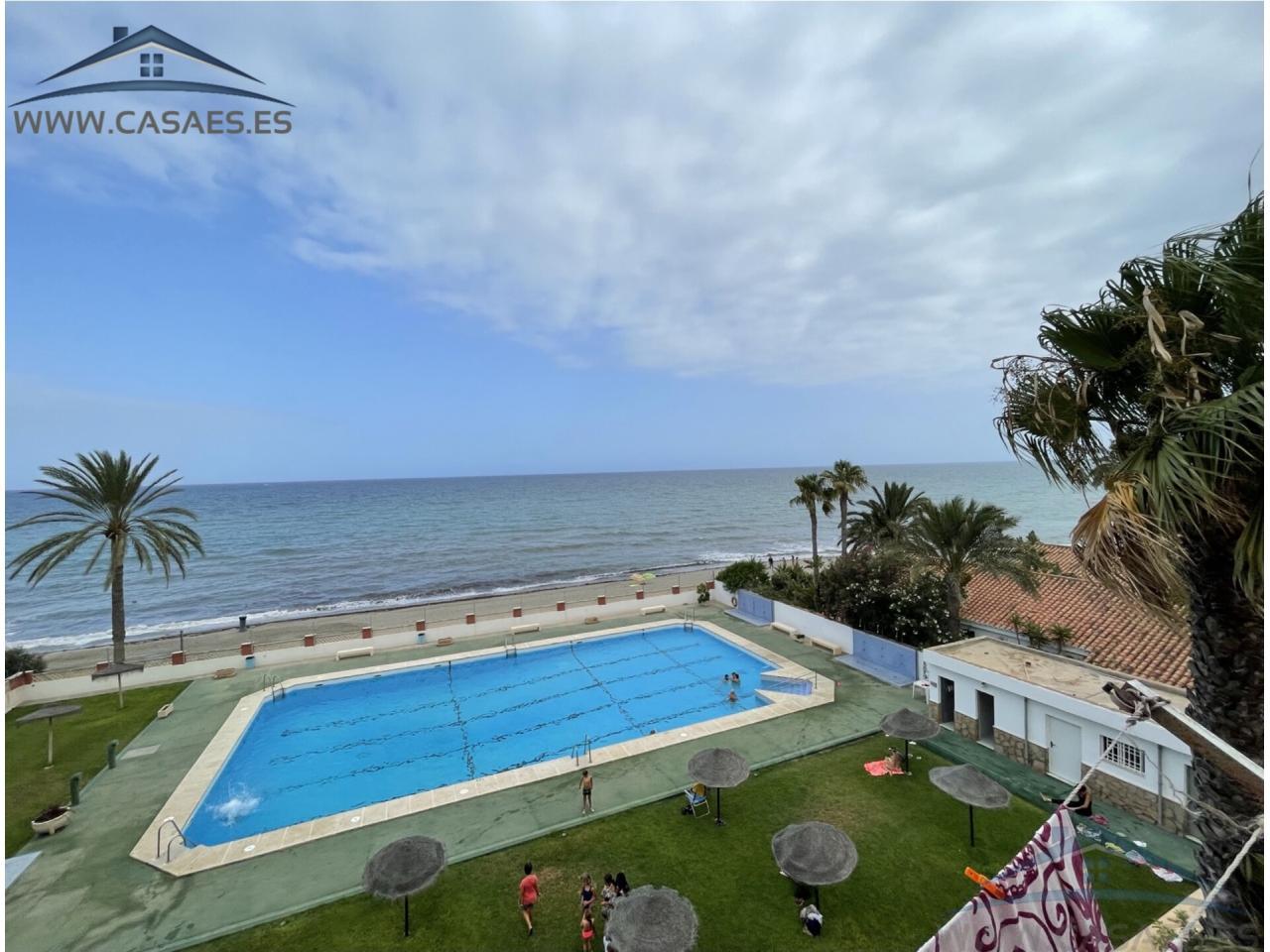 For rent of flat in Roquetas de Mar